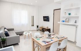 Gorgeous Apartment In Athens Gtd8280-02